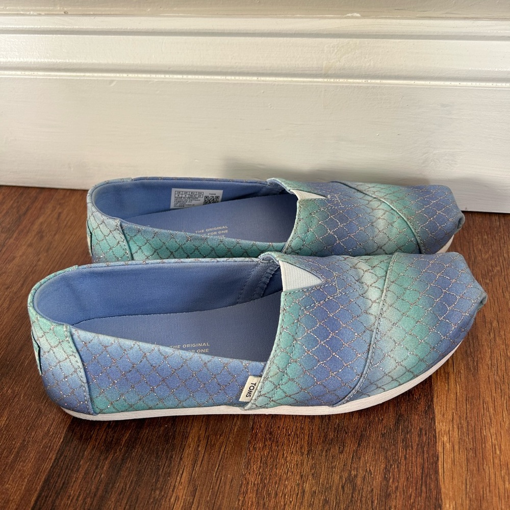 Tom’s mermaid print